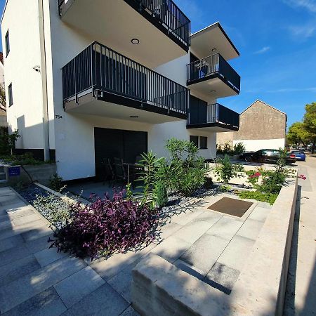 Apartmani Nerium Lovište エクステリア 写真