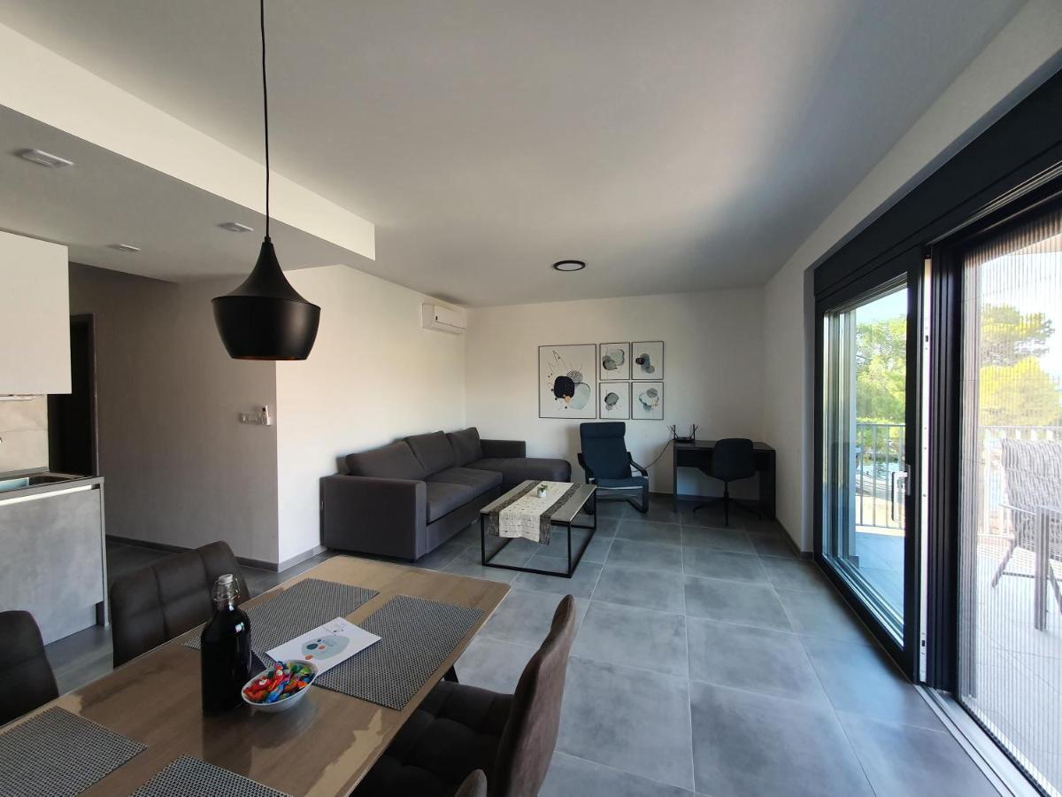 Apartmani Nerium Lovište エクステリア 写真